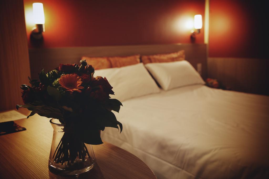 La Roseraie - Hotel & Restaurant Fontenay-aux-Roses Δωμάτιο φωτογραφία
